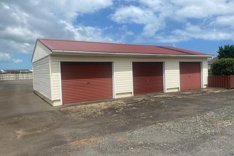 Photo of property in 4 Albert Street, Hawera, 4610