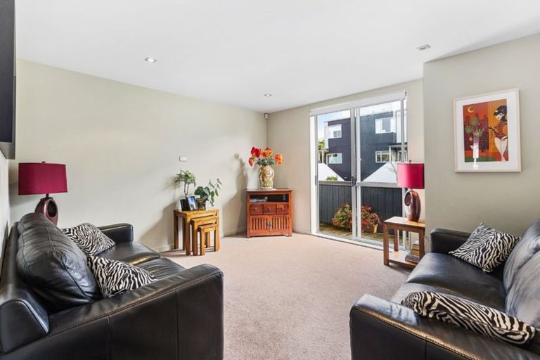 Photo of property in The Altair, 33/120 Rintoul Street, Newtown, Wellington, 6021
