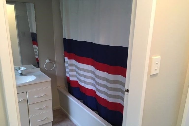 Photo of property in 1/236 Helston Road, Paparangi, Wellington, 6037