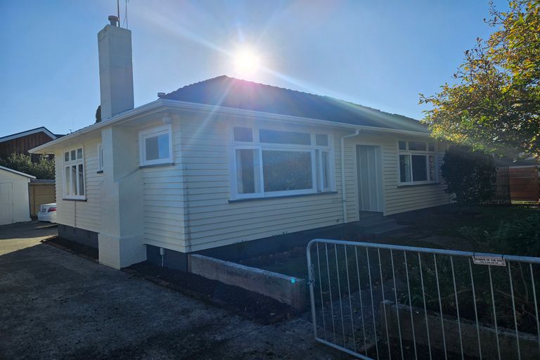 Photo of property in 6 Pharazyn Street, Feilding, 4702