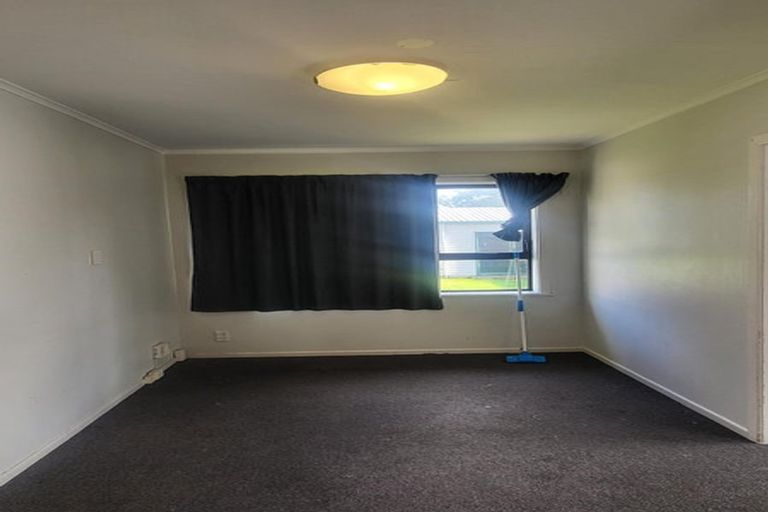 Photo of property in 13 Rogers Road, Manurewa, Auckland, 2102