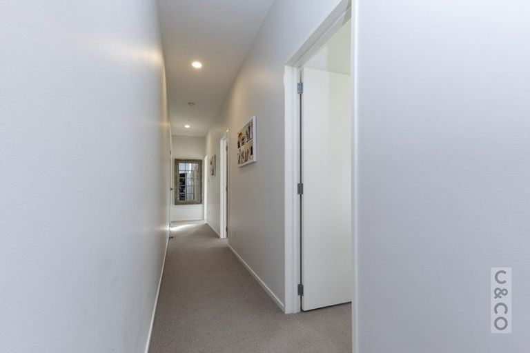 Photo of property in 30 Jelas Drive, Riverhead, 0820