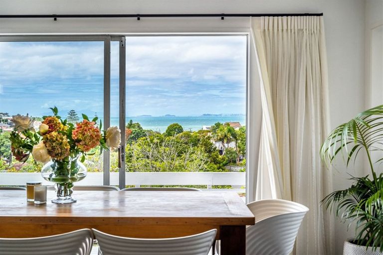 Photo of property in 47 Aotearoa Terrace, Murrays Bay, Auckland, 0630