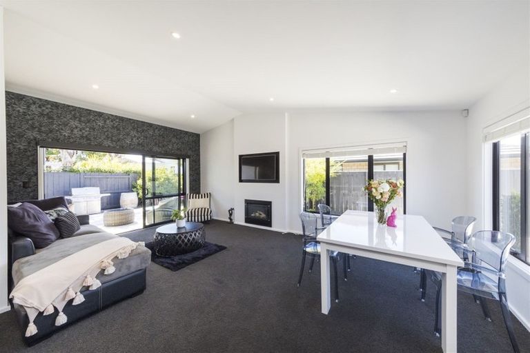 Photo of property in 18a Thomson Street, West End, Palmerston North, 4412