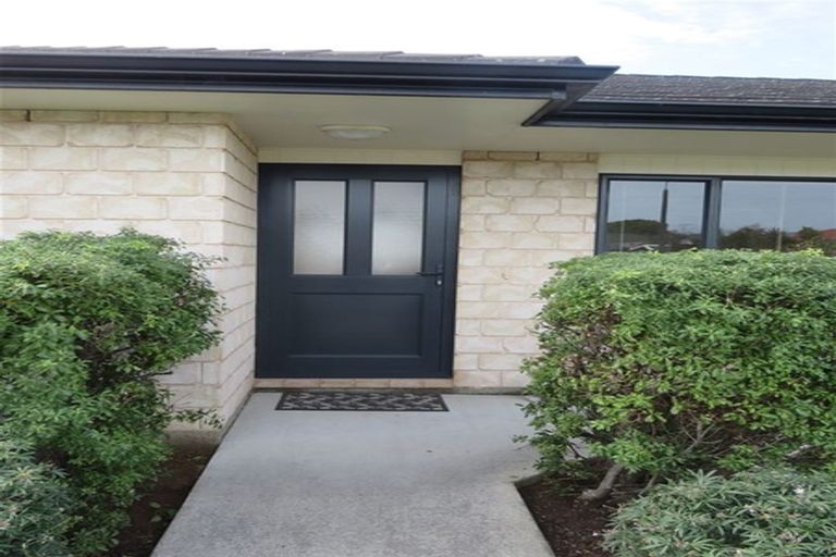 Photo of property in 1 Martin Harvey Street, Levin, 5510