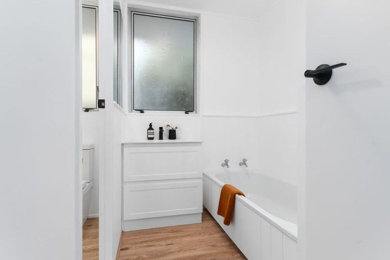 Photo of property in 33 Frederick Street, Carterton, 5713