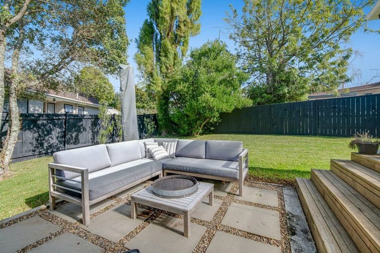 Photo of property in 20 Spargo Road, Massey, Auckland, 0614