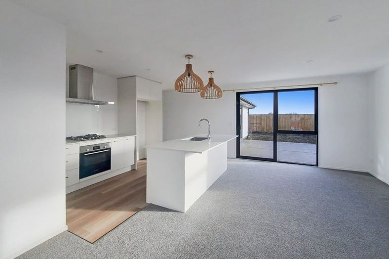 Photo of property in 35 Mehrtens Crescent, Woodend, 7691