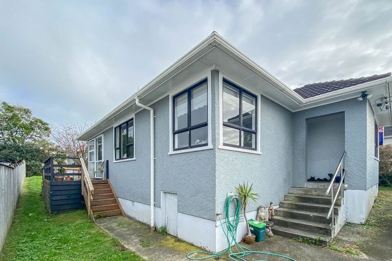 Photo of property in 63 Strange Street, Waitara, 4320