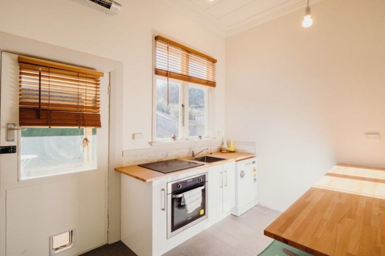 Photo of property in 142 South Road, Caversham, Dunedin, 9012