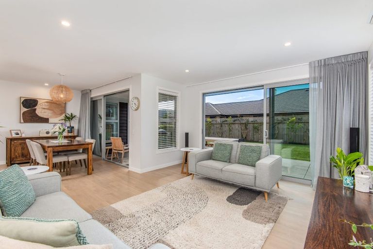 Photo of property in 10 Three Kings Court, Outram, 9019