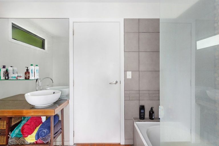 Photo of property in 142 Pohutukawa Avenue, Ohope, 3121