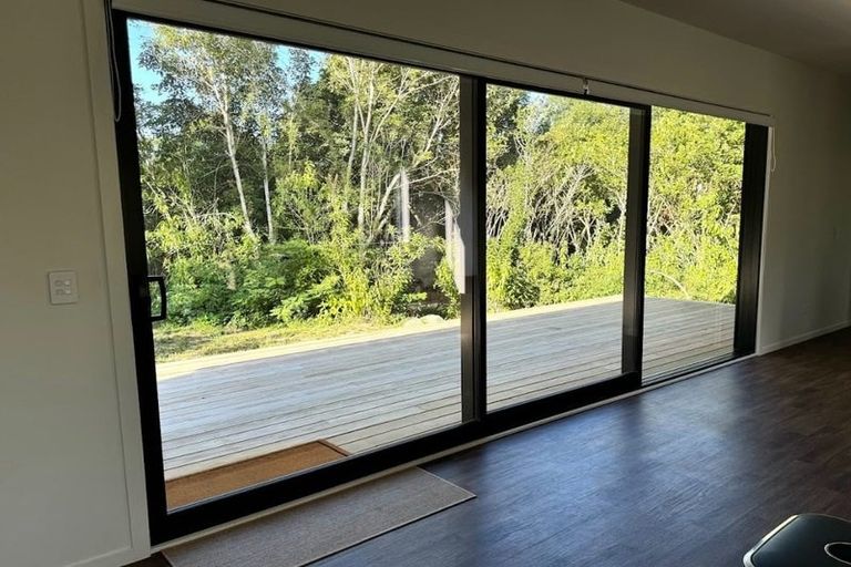 Photo of property in 24 Parawera Drive, Acacia Bay, Taupo, 3330