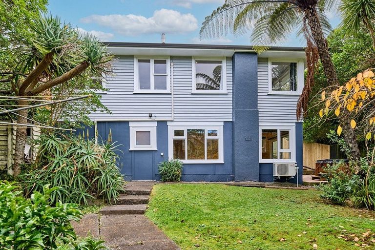 Photo of property in 12 Haunui Road, Pukerua Bay, 5026