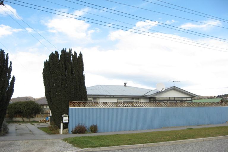 Photo of property in 13 Matau Street, Alexandra, 9320