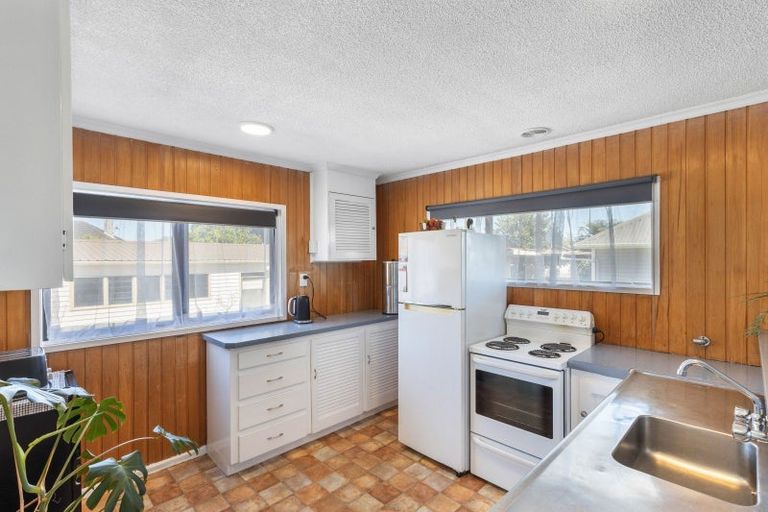 Photo of property in 5 Ihaia Street, Waitara, 4320