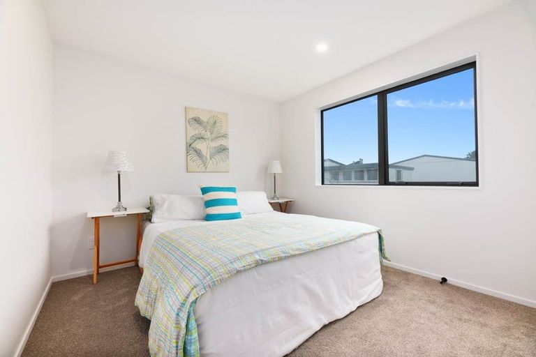 Photo of property in 118 Hyperion Drive, Randwick Park, Auckland, 2105