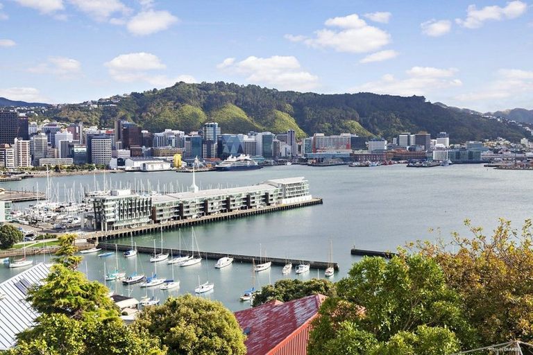Photo of property in 1/57 Hawker Street, Mount Victoria, Wellington, 6011