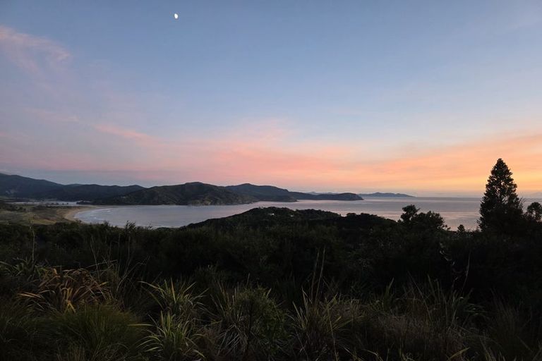 Photo of property in 867 Tuateawa Road, Waikawau, Coromandel, 3584