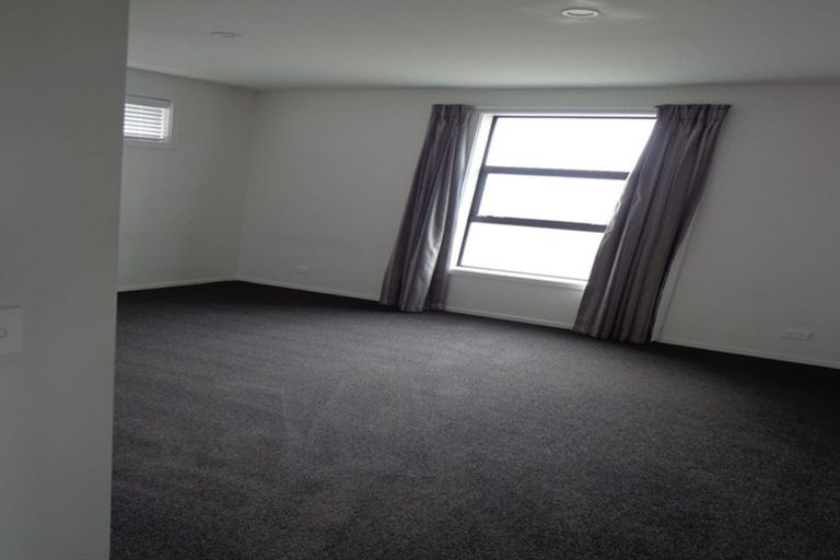Photo of property in 1-2/10 Brunswick Street, Seaview, Timaru, 7910
