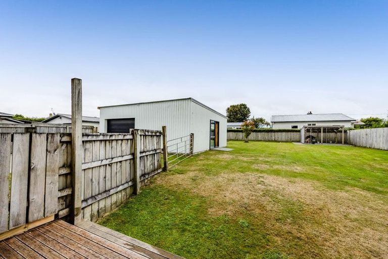 Photo of property in 70 Cloten Road, Stratford, 4332