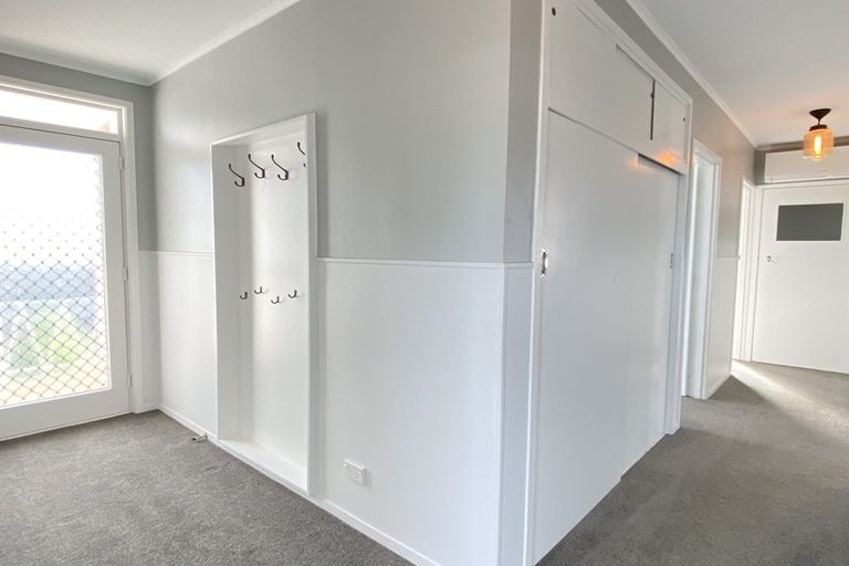 Photo of property in 115 Wallace Road, Mangere Bridge, Auckland, 2022