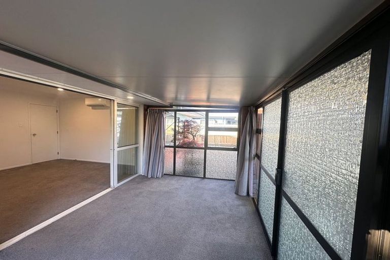 Photo of property in 3 Cranbrook Avenue, Burnside, Christchurch, 8053