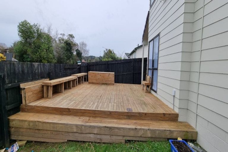 Photo of property in 1/8 Armada Drive, Ranui, Auckland, 0612