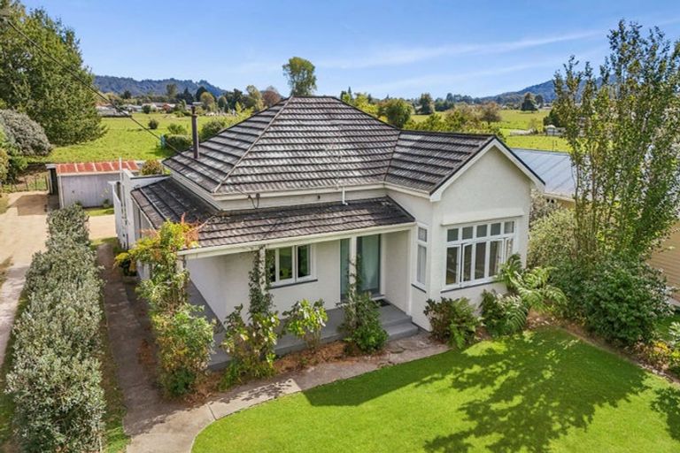 Photo of property in 61 Motupipi Street, Takaka, 7110