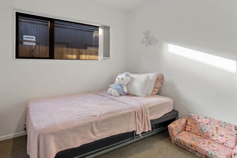 Photo of property in 63 Black Beech Crescent, Takanini, 2110