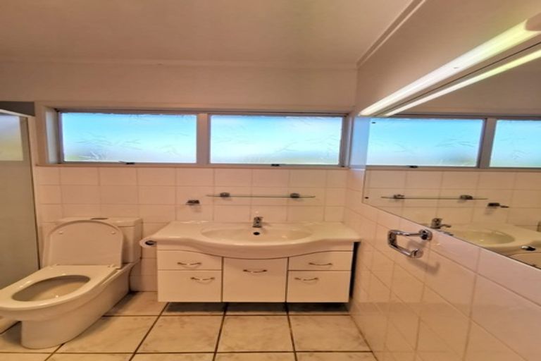 Photo of property in 17 Kennedys Road, Whenuapai, Auckland, 0814