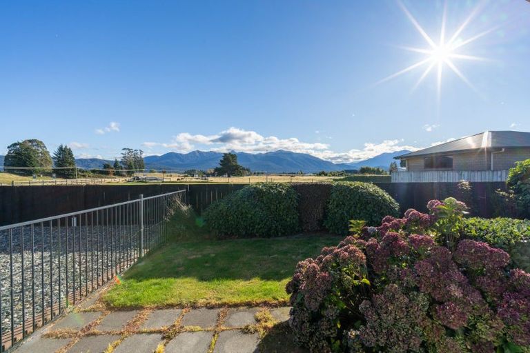 Photo of property in 78 Orbell Crescent, Te Anau, 9679