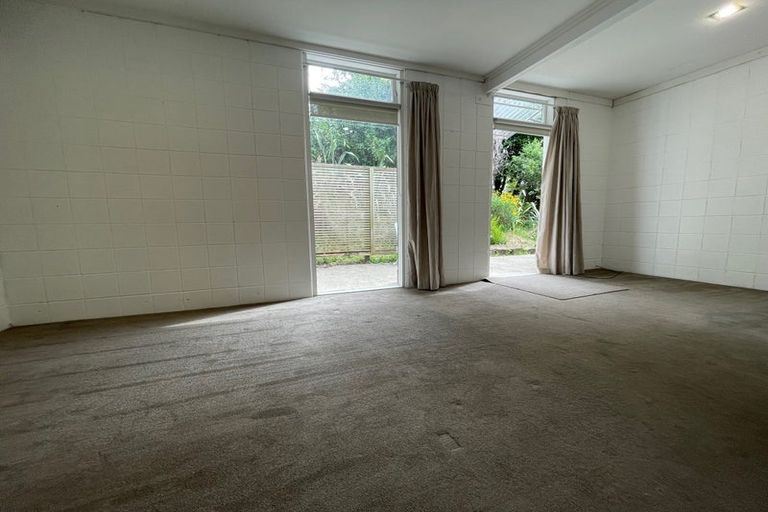 Photo of property in 32 James Street, Bayview, Auckland, 0629