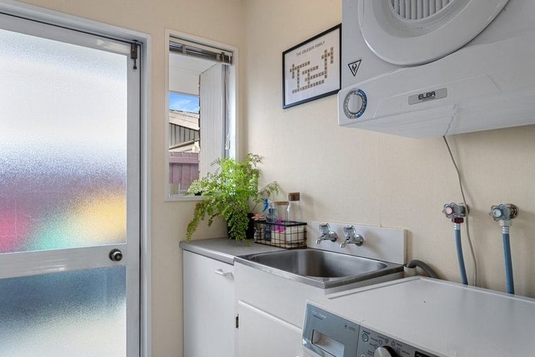 Photo of property in 27 Kintyre Drive, Broomfield, Christchurch, 8042