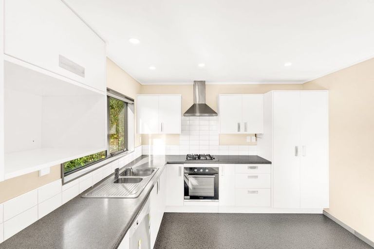 Photo of property in 27a Rawhiti Street, Stokes Valley, Lower Hutt, 5019
