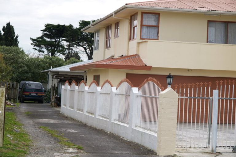 Photo of property in 1/4 Daniel Avenue, Mangere East, Auckland, 2024