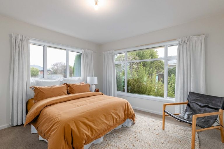 Photo of property in 27 Bourne Crescent, Papanui, Christchurch, 8053