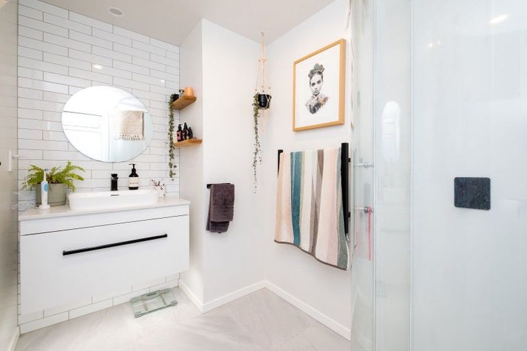 Photo of property in 118 Guppy Road, Taradale, Napier, 4112