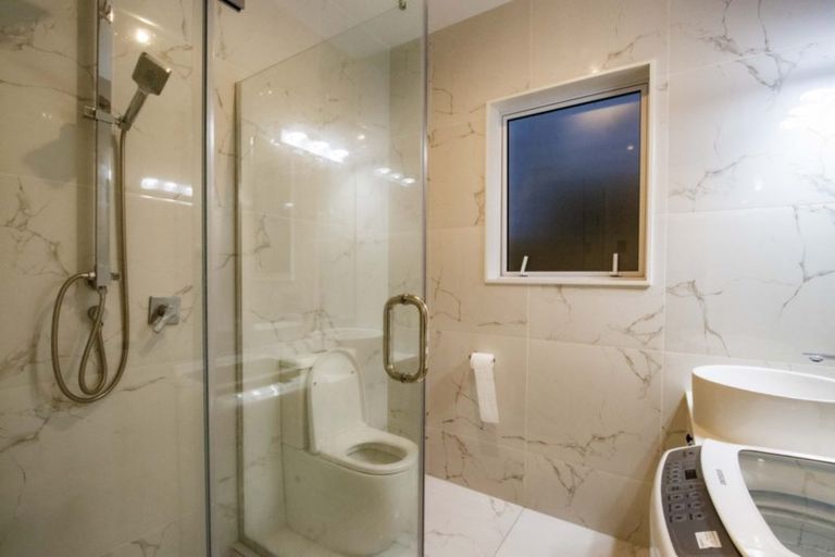 Photo of property in 24 Hikuawa Road, Flat Bush, Auckland, 2019