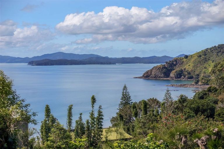 Photo of property in 34 Oneroa Road, Russell, 0202