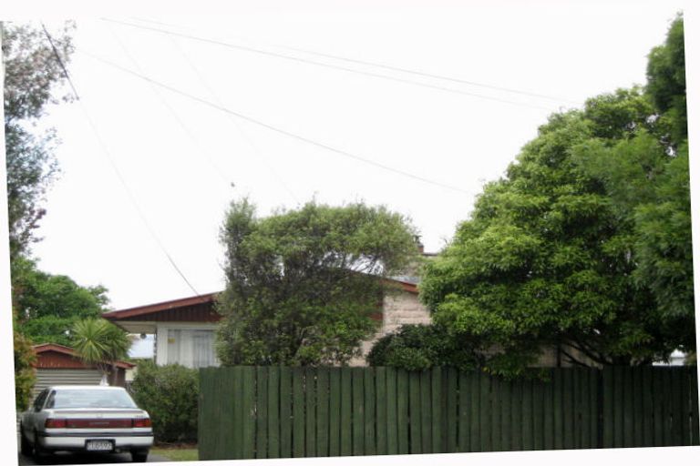 Photo of property in 10 Lenton Street, Aranui, Christchurch, 8061