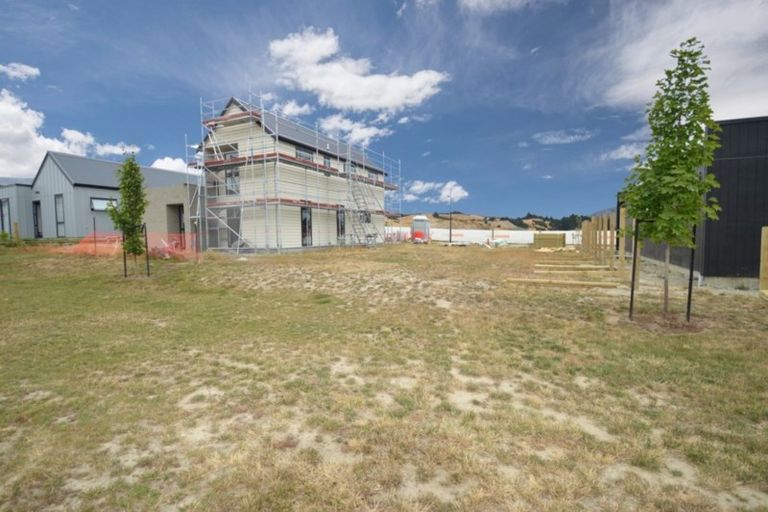 Photo of property in 20 Mount Burke Street, Wanaka, 9305