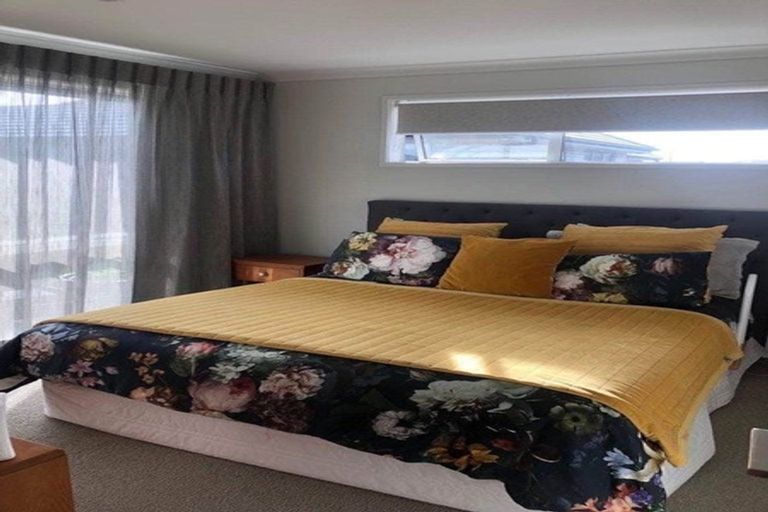 Photo of property in 10 Te Kio Crescent, Papamoa Beach, Papamoa, 3118