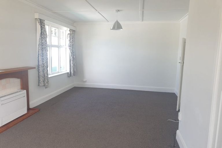 Photo of property in 17 Miro Street, Miramar, Wellington, 6022