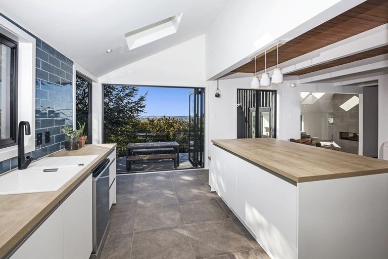 Photo of property in 60 Aotea Terrace, Huntsbury, Christchurch, 8022