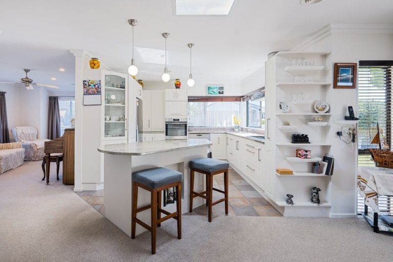 Photo of property in 1 Merlin Close, Huntington, Hamilton, 3210