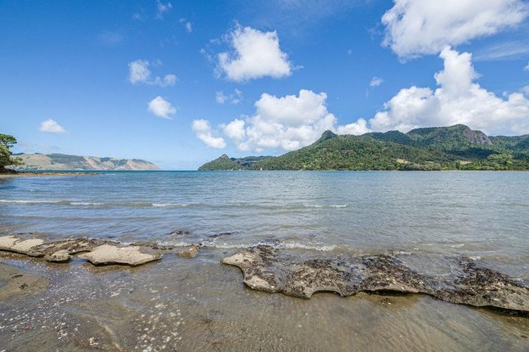 Photo of property in 32 Foster Avenue, Huia, Auckland, 0604