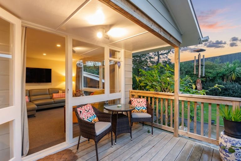 Photo of property in 59 Oreil Avenue, West Harbour, Auckland, 0618