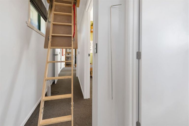 Photo of property in 1423 Poyntzs Road, West Eyreton, Rangiora, 7475