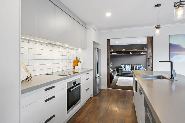 Photo of property in 9 Hehan Close, Cambridge, 3434